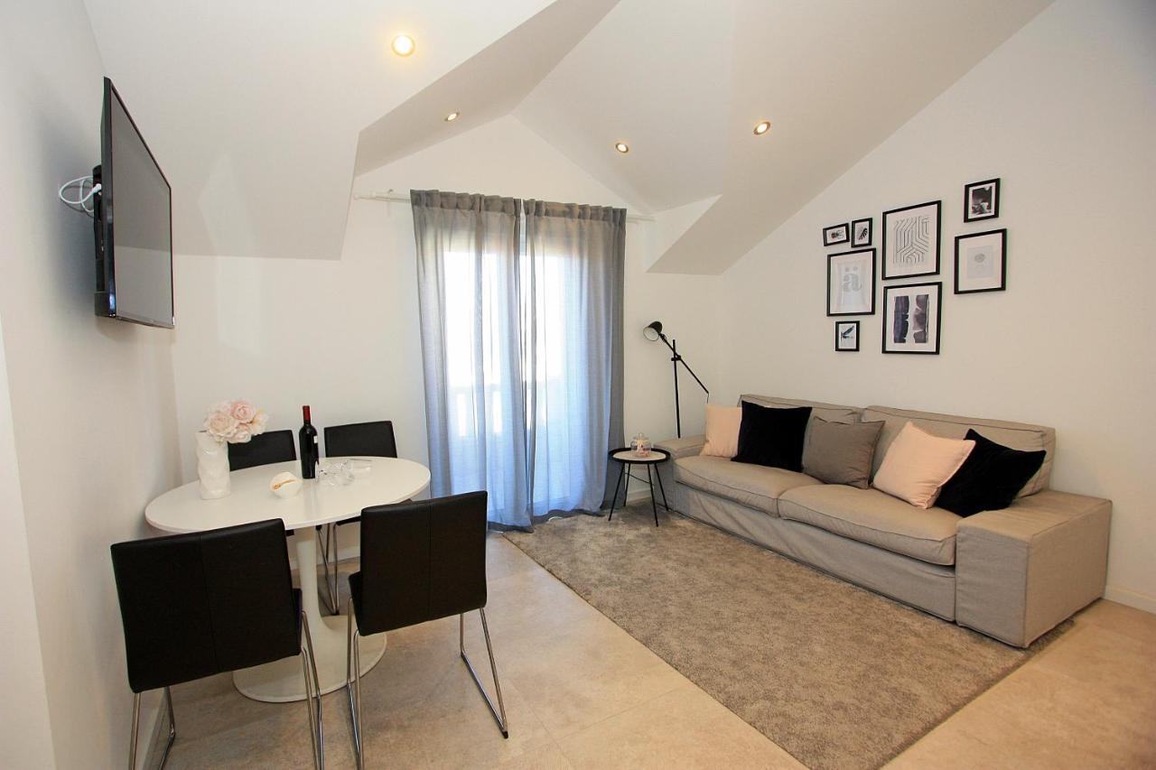 Apartman Ivana Supetar Exteriör bild