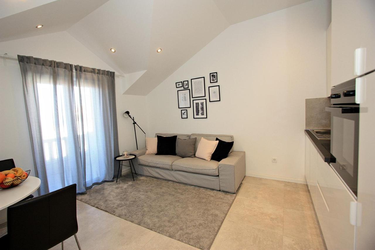Apartman Ivana Supetar Exteriör bild
