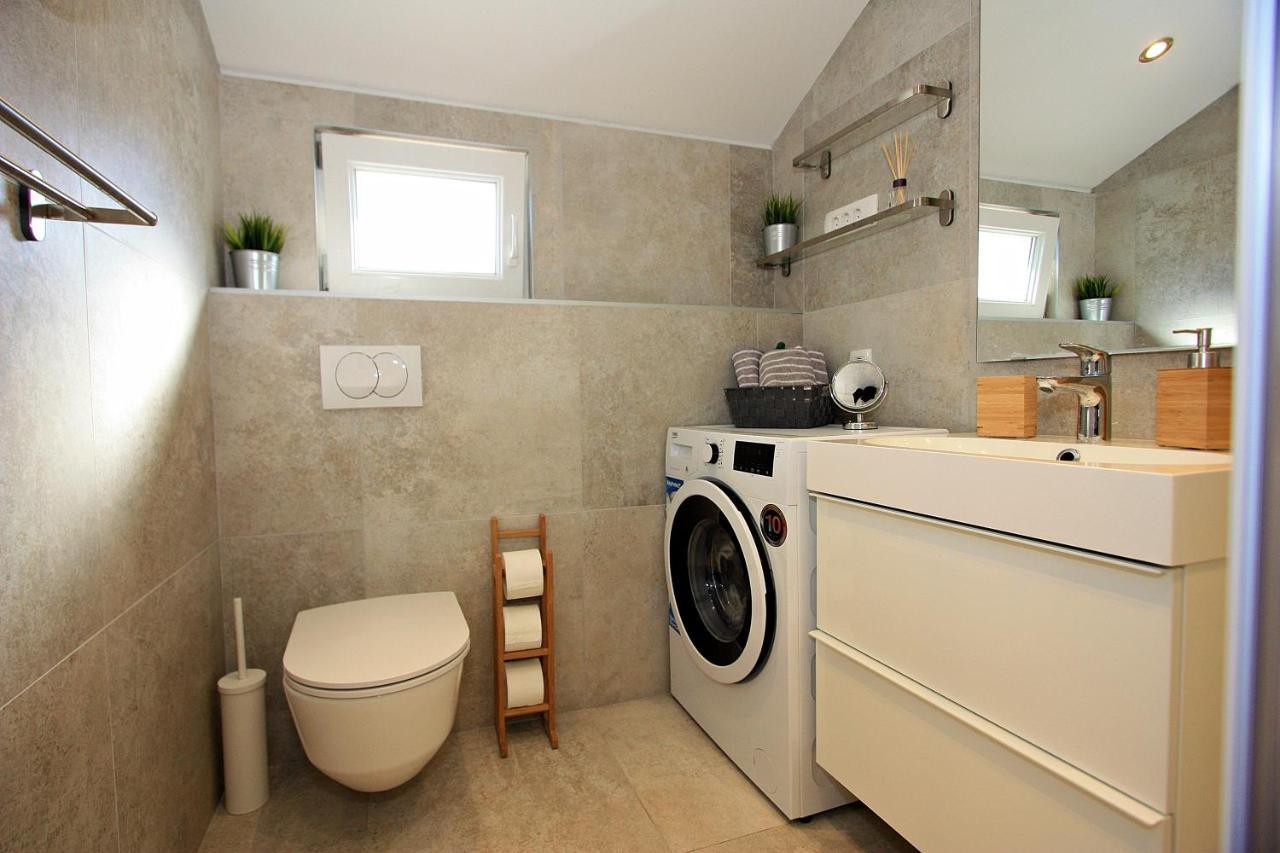 Apartman Ivana Supetar Exteriör bild
